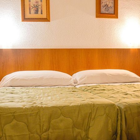 Hostal Gran Via Levante Torrevieja Luaran gambar