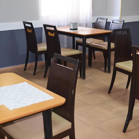 Hostal Gran Via Levante Torrevieja Luaran gambar
